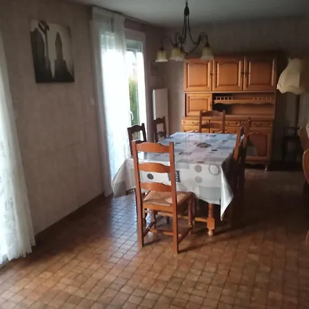 Maison De